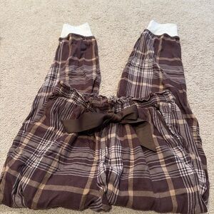 Aerie Brown and ivory plaid pj jogger pants sz small